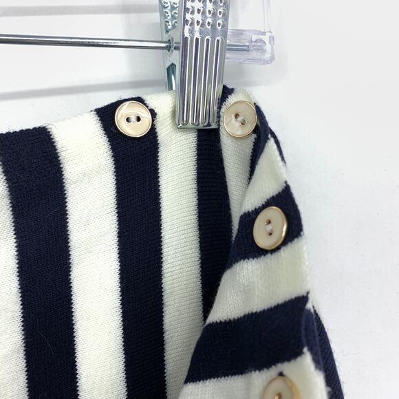 Ann Taylor Striped Knit Scarf Button Details Apx 25" X 66" Navy Blue White NEW - Picture 6 of 7
